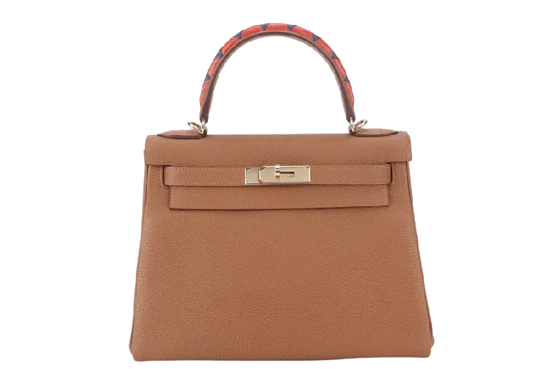 HERMES KELLY 28 HSS GALLOP STAMP D (YEAR 2020) GOLD TOGO CAPUCINES, SAPPHIRE HANDLE IN CHEVRE, SWIFT LIGHT GOLD HARDWARE WITH LOCK. KEYS, RAINCOAT AND DUST COVER